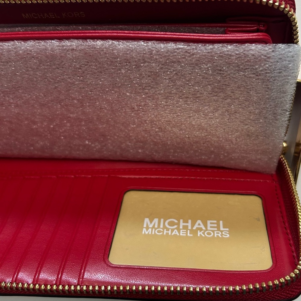 New Michael Kors Continental Travel Wallet Jet Set Large Crimson Red Leather - Picture 8 of 12